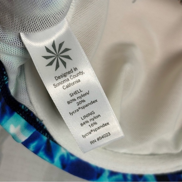 Athleta Womens Blue Tie Dye Tara Bikini Top Swim wear size 34B/C - Picture 3 of 7